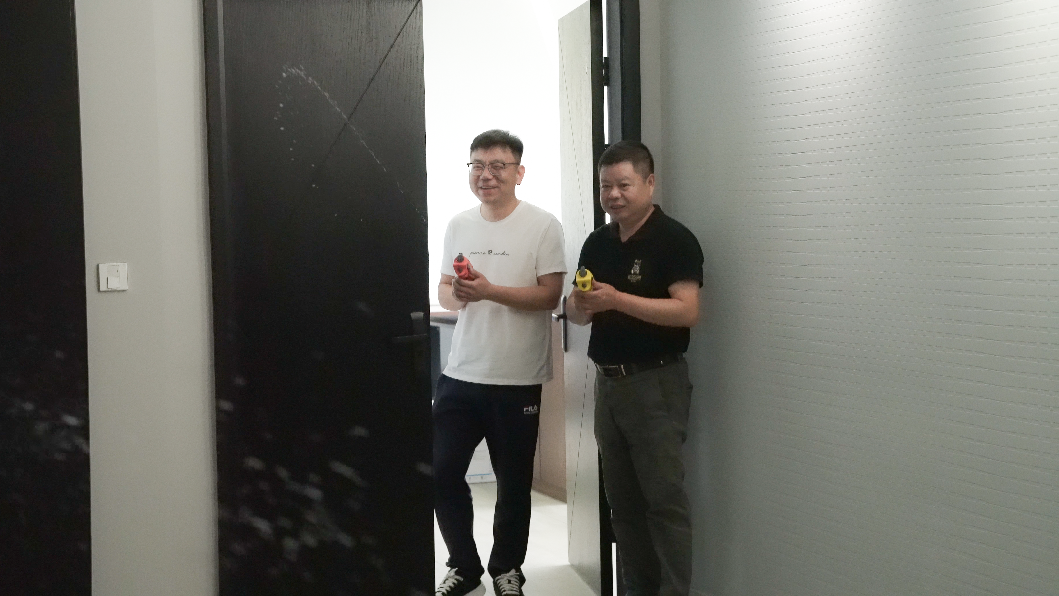 04290A86-832B-4b33-A61D-723564B003F0